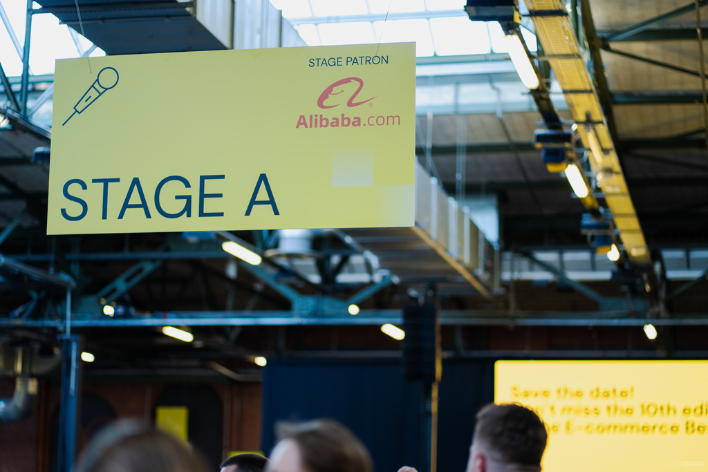 https://res.cloudinary.com/ecommerceberlin/image/upload/v1741616238/Website/PREMIUM%20SERVICES/ebe26_premium_services_open_stage/ZDJECIE%204.jpg